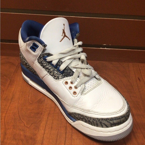 Nike Blue and Gray Sneakers - Picture 5 of 16